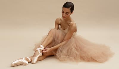 Carlotta Onesti — Classical dancer