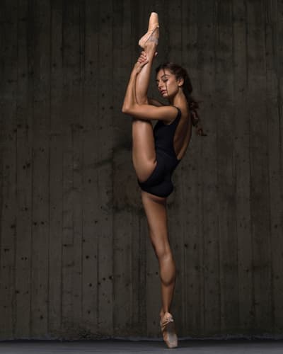 Carlotta Onesti — Classical dancer