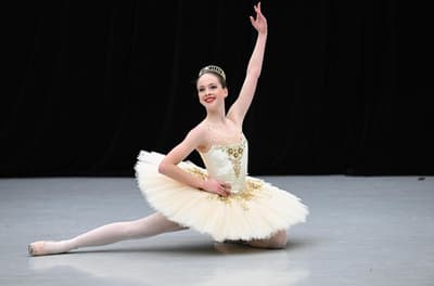Evie Newton — Classical dancer, Australia