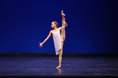Camila Nicho — Classical dancer, Portugal