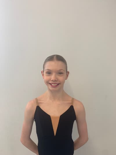Isabella Charnstrom — Contemporary dancer, United States