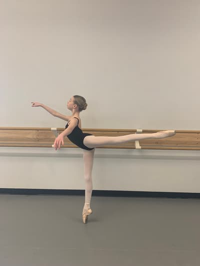 Isabella Charnstrom — Contemporary dancer, United States
