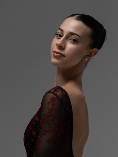 Gaia Alini — Classical dancer