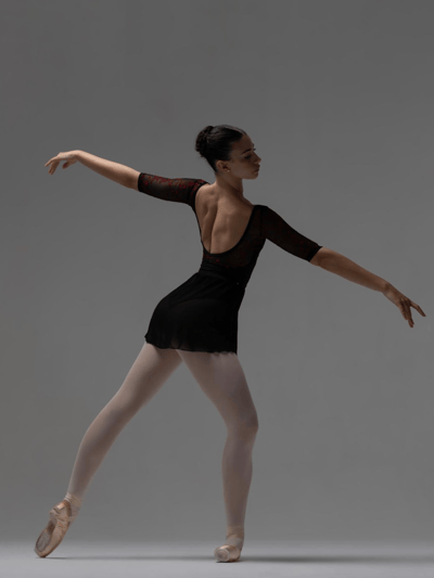 Gaia Alini — Classical dancer