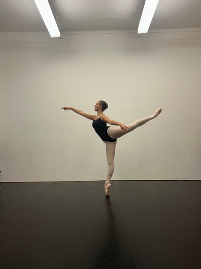 Cora Frida Raspini — Classical dancer, Italy