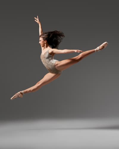 Megan Ryan — Classical dancer, United States