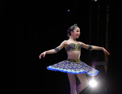Andrea Ripoche — Neoclassical dancer, France