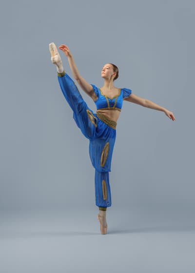 Leah Hagan — Classical dancer, Canada