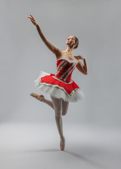 Leah Hagan — Classical dancer, Canada