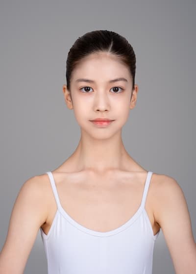 AMITIS YU — dancer, South Korea