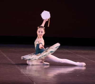 Michiko Okabe — Classical dancer, Japan