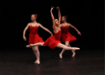 Mara-Celina Fußbahn — Classical dancer