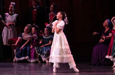 Elin Mulock — dancer, United States