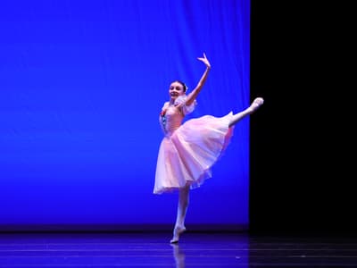 Elin Mulock — dancer, United States