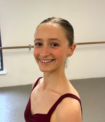 Jessamy Holland — dancer, United Kingdom