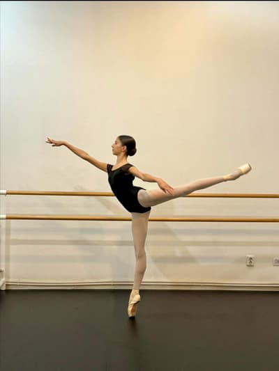 Păcurariu Eva — Classical dancer, Romania