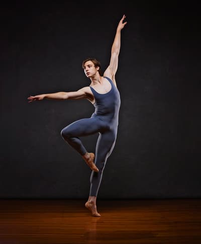Logan O'Neal — Classical dancer, United States