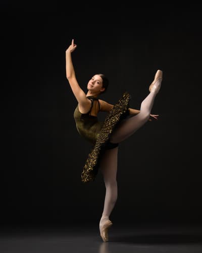 Natalie Taylor — Classical dancer, United States