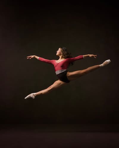 Valenthina Reyes — Contemporary dancer, United States