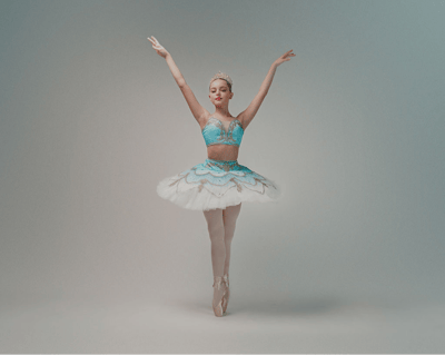 Evelyn Hoyt — Classical dancer, United States