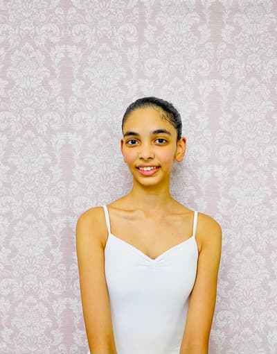 Nisha Bhide — Classical dancer, Japan
