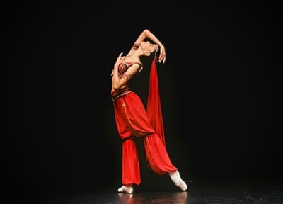 Nisha Bhide — Classical dancer, Japan