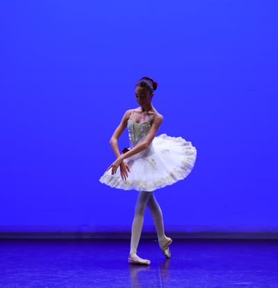 Eden Demarest — Classical dancer, France