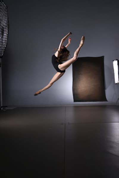 Valentina Toscani — Classical dancer, Brazil