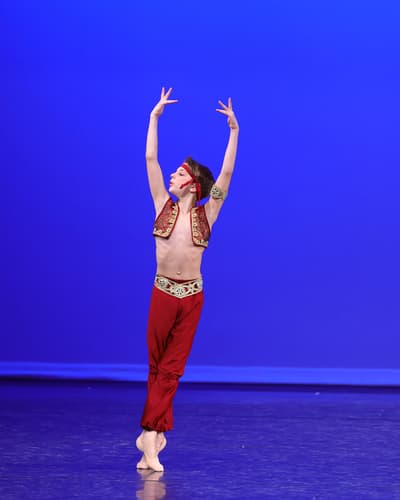 Adler Gorden — Classical dancer, United States