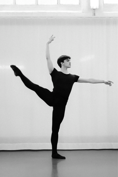 Marek Derroitte — Classical dancer