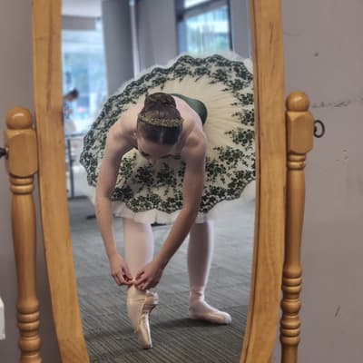 Grace Kearney — Classical dancer, Australia