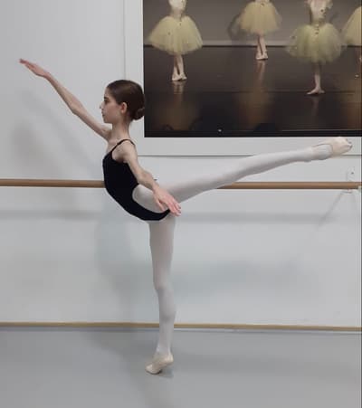 ioana vladuta — Classical dancer, Romania