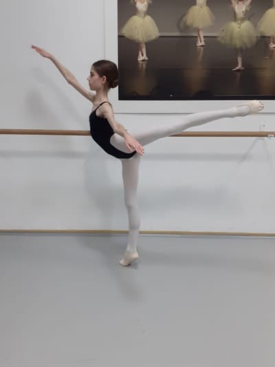 ioana vladuta — Classical dancer, Romania