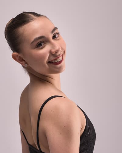 Estefania Ontanilla — Classical dancer, Argentina