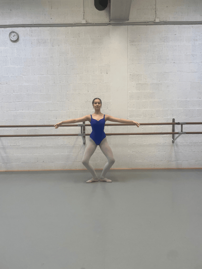 Fleur Cornelissen — Classical dancer