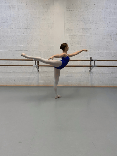 Fleur Cornelissen — Classical dancer