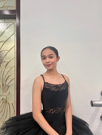 Annette Easter Sere Simamora — Contemporary dancer, Indonesia