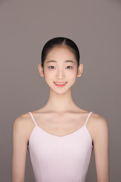 담윤 권 — dancer, South Korea