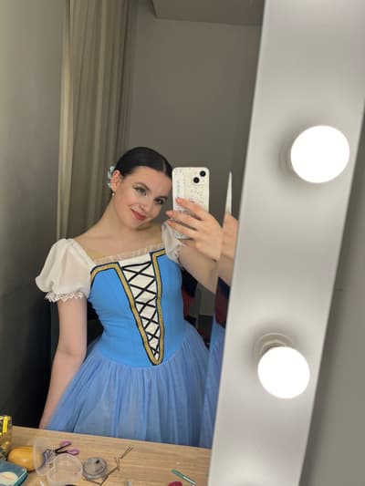Raya Chakarova — dancer