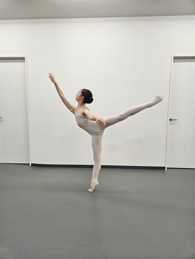 Himari Rose Yates — Classical dancer, Japan