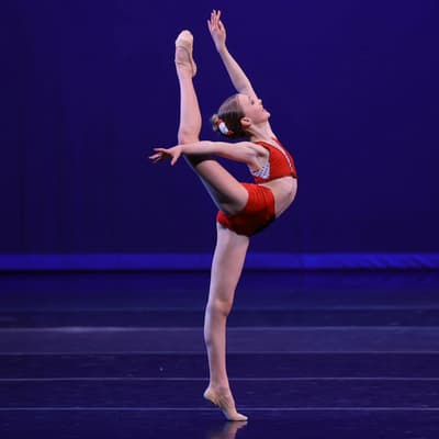 Tova Tustin — Classical dancer, United States