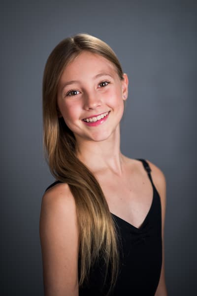 Tova Tustin — Classical dancer, United States