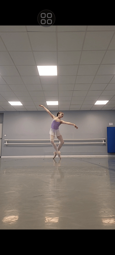 Juliette Forest — Classical dancer
