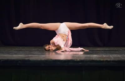 Aonofriesei - Puiu Rebeca -Ilaria — Classical dancer, Romania