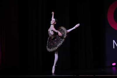 Yve-Noelle Bollinger — Classical dancer, Australia