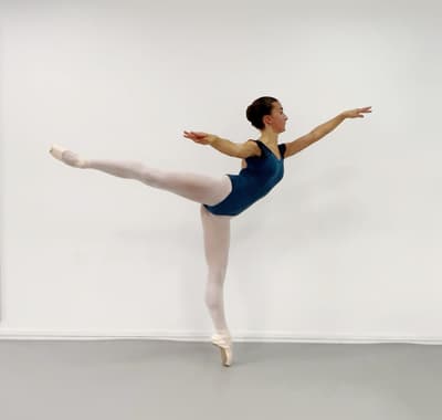 Elisabeth Monconduit — Classical dancer, France