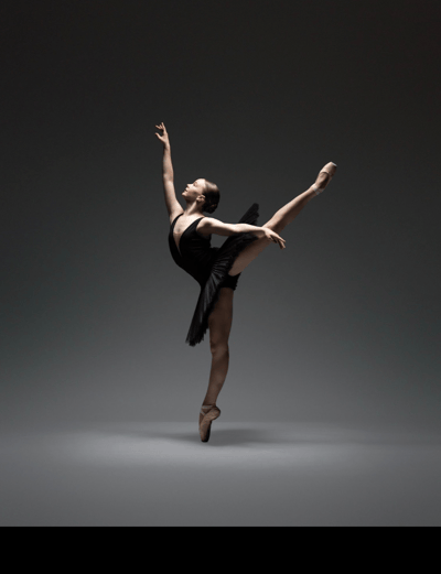 Savannah Manzel — Modern dancer, United States