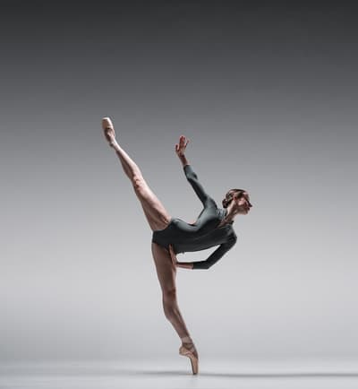 Clara Dufay — Classical dancer