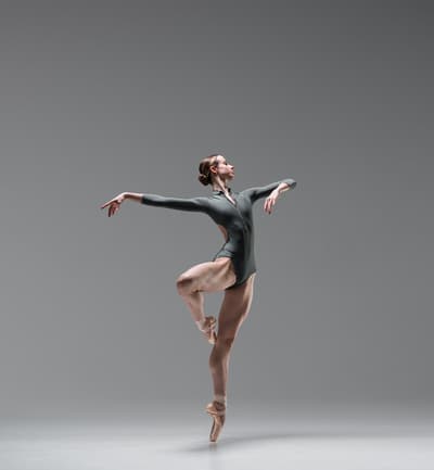 Clara Dufay — Classical dancer