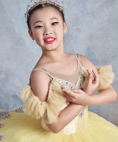 Riha Park — Classical dancer, Thailand